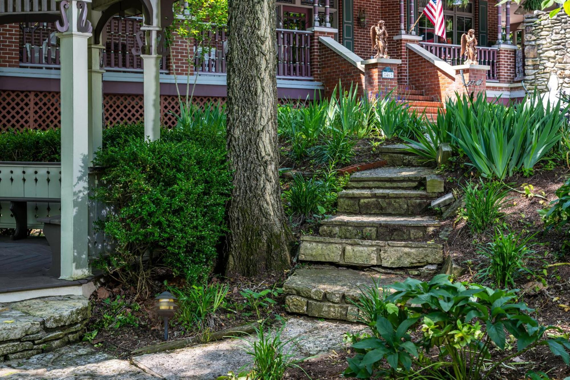 Angel At Rose Hall Eureka Springs Exterior photo